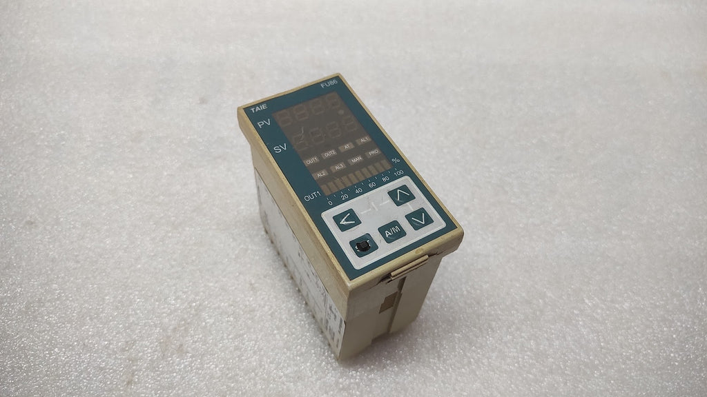 HONEYWELL FU86-701000 PID TEMPERATURE CONTROLLER 85-265VAC