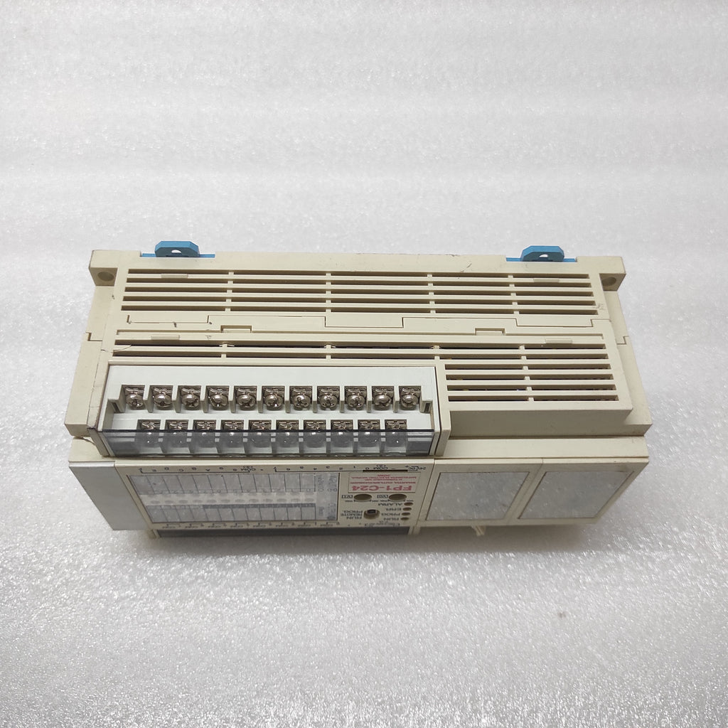 CUTLER HAMMER FP1-C24 COMPACT PLC MATSUSHITA ELECTRIC FOR PARTS
