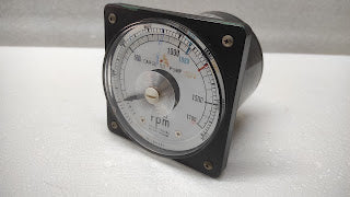 TSUJIDO SEISAKU PRESSURE RPM INDICATOR CARGO OIL PUMP FUJISAWA HIROSHIMA