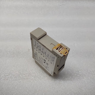 OMRON H3DE-M1 MULTIFUNCTION TIME DELAY RELAY 0.1S-120H 24-230VAC/DC