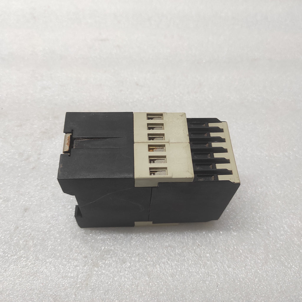 TELEMECANIQUE RM3 TAR114TS7 TIME DELAY RELAY 055691 480-500V