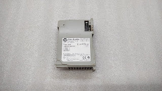 ALLEN BRADLEY CAT 1769-IQ16 COMPACT I/O MODULE