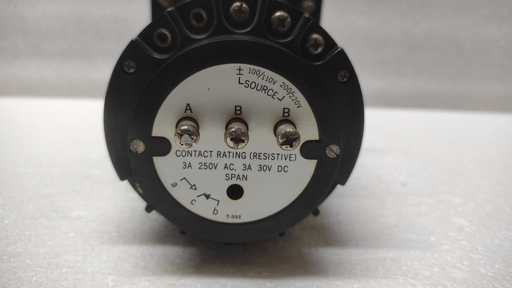 TDS TSURUGA ELECTRIC NRW-110H TEMPERATURE INDICATOR 100-220V 0-100'C