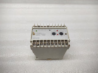 SELCO T2200-05 3-PHASE OVERCURRENT RELAY 24VDC