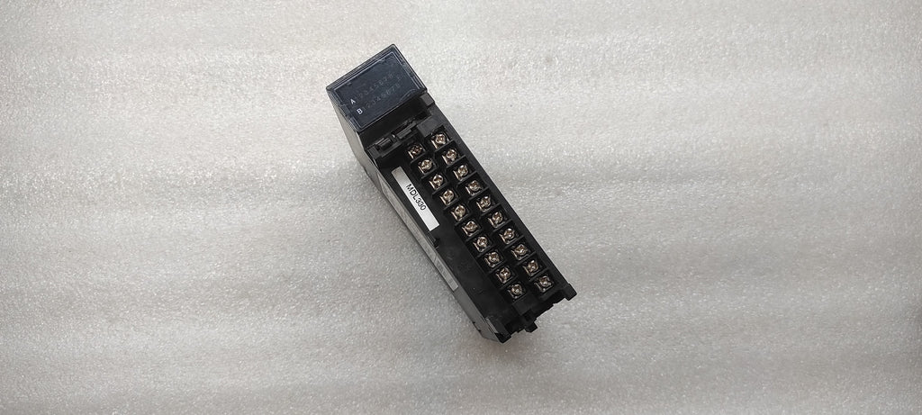 GE IC693MDL330F OUTPUT MODULE
