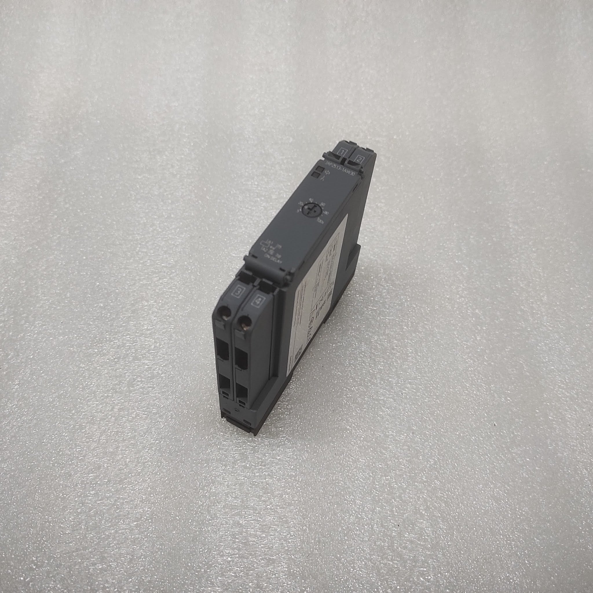 SIEMENS 3RP2513-1AW30 TIME RELAY 12-240V AC/DC