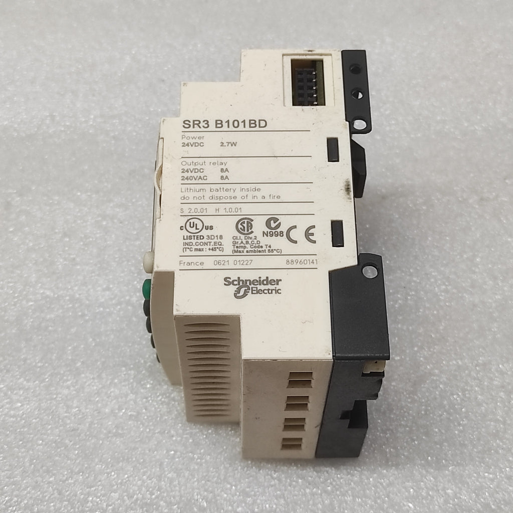 SE SR3B101BD LOGIC RELAY 24VDC