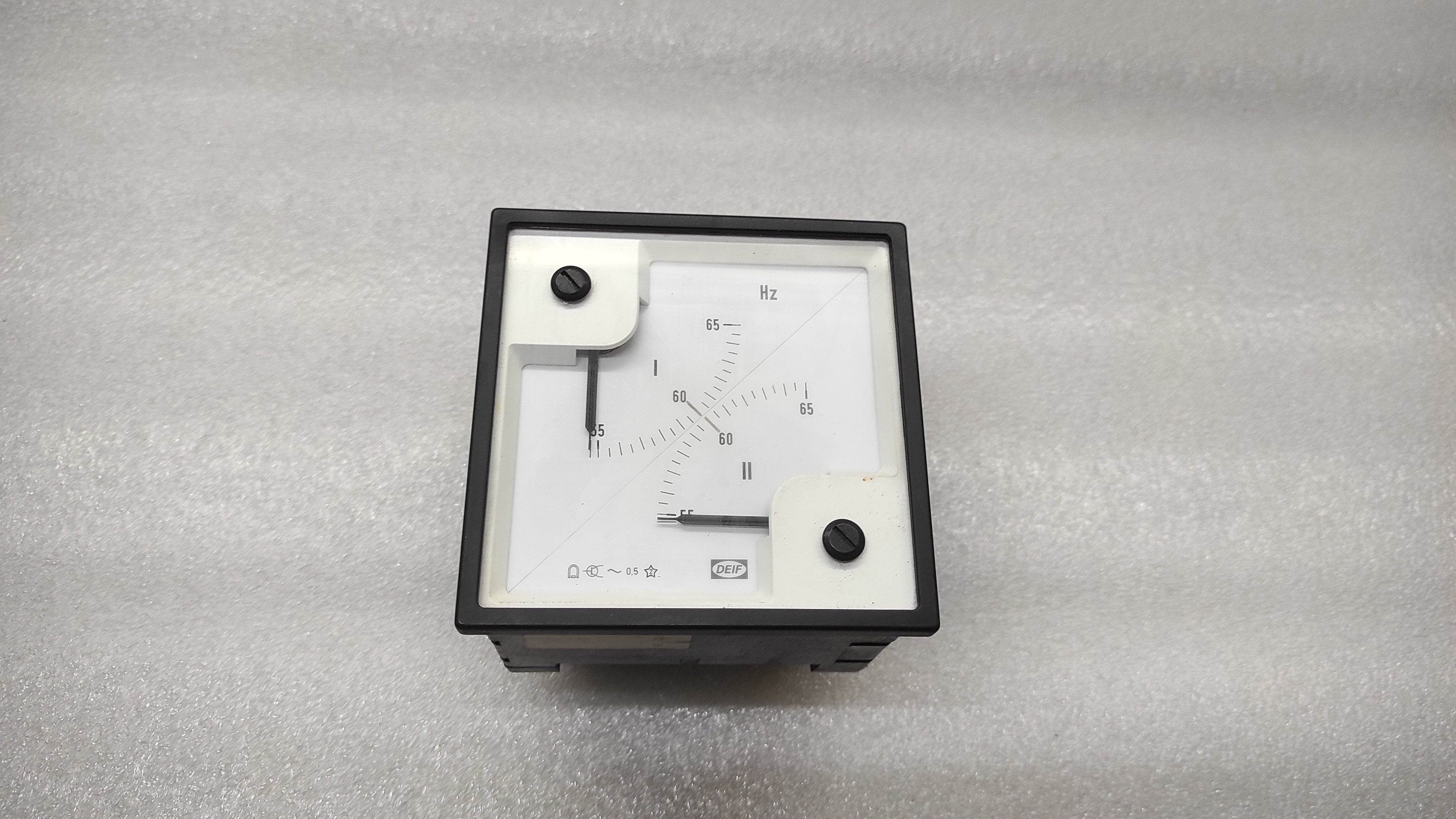 DEIF 2FQ96-X DOUBLE FREQUENCY METER 100014365/20