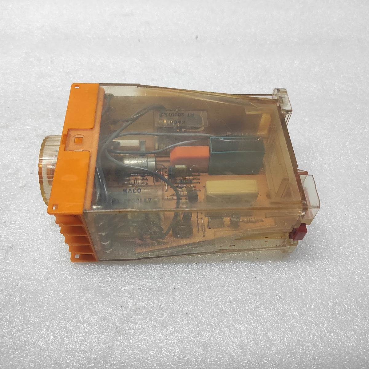 SCHLEICHER SZT 32-S TIME RELAY 220V 1.5-30S