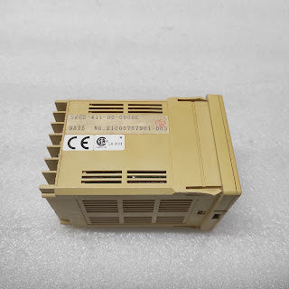 SHIMADEN SR62 TEMPERATURE CONTROLLER SR62-411-90-0000C 100-240V