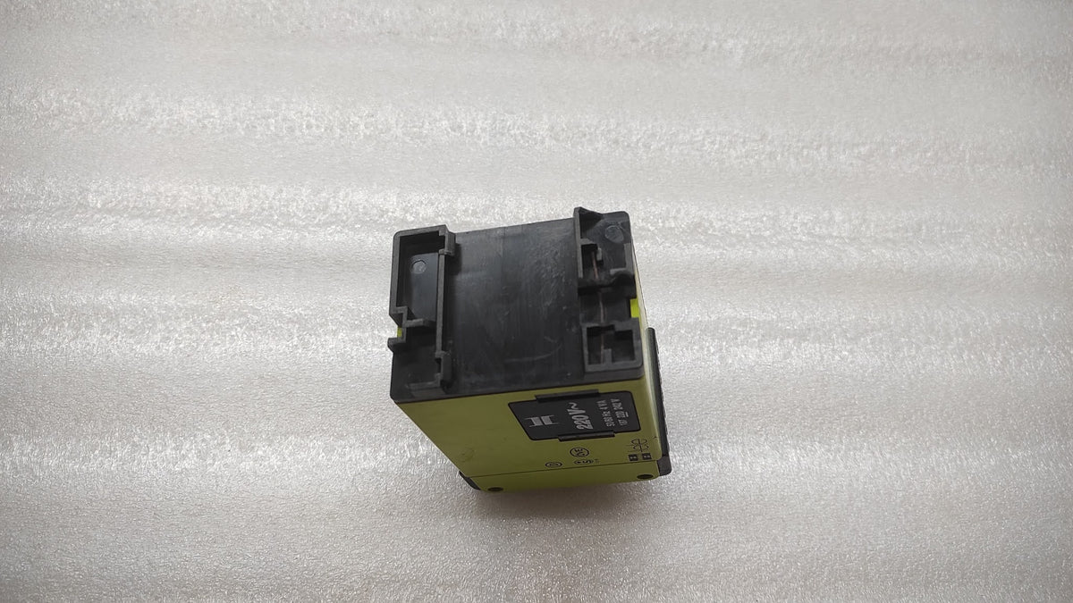 TELE OVE ER.K TIME RELAY 220V 0-30 SEC