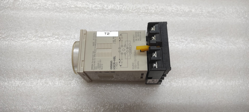 OMRON H3CR-H8L TIMER REAY 100-120VAC LOT OF 4  UNIT