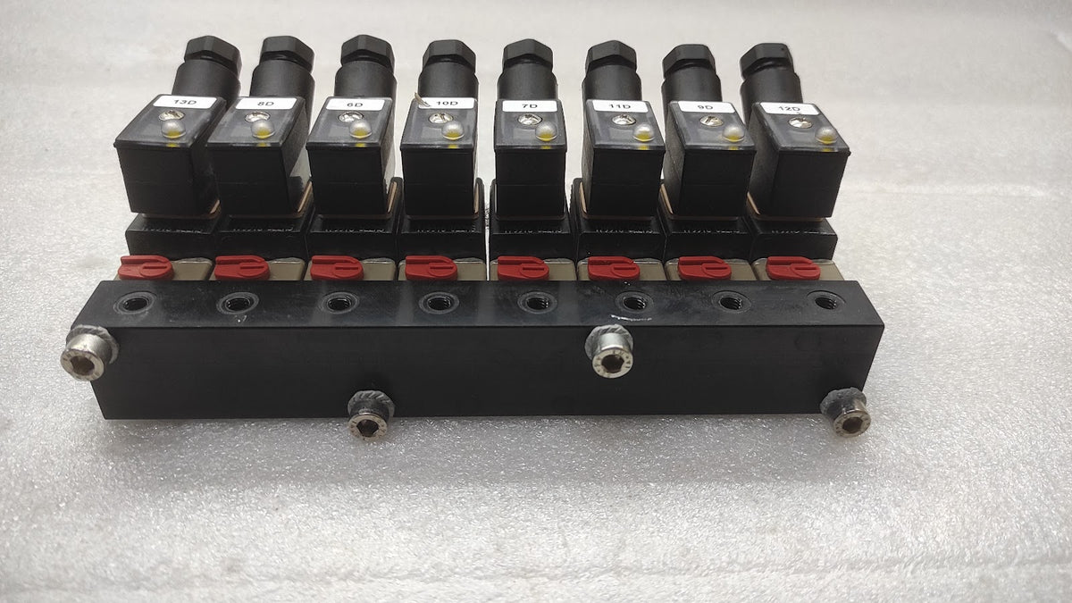 BURKERT 6012T1.2FKMPA SYS FLUID CONTROL VALVE 24VDC 0-4.5BAR LOT OF 8 UNIT