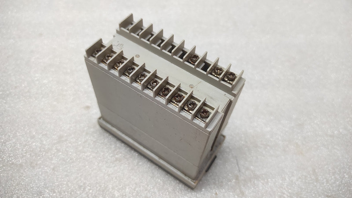 TAIE FU86-701000 PID TEMPERATURE CONTROLLER 85-265V