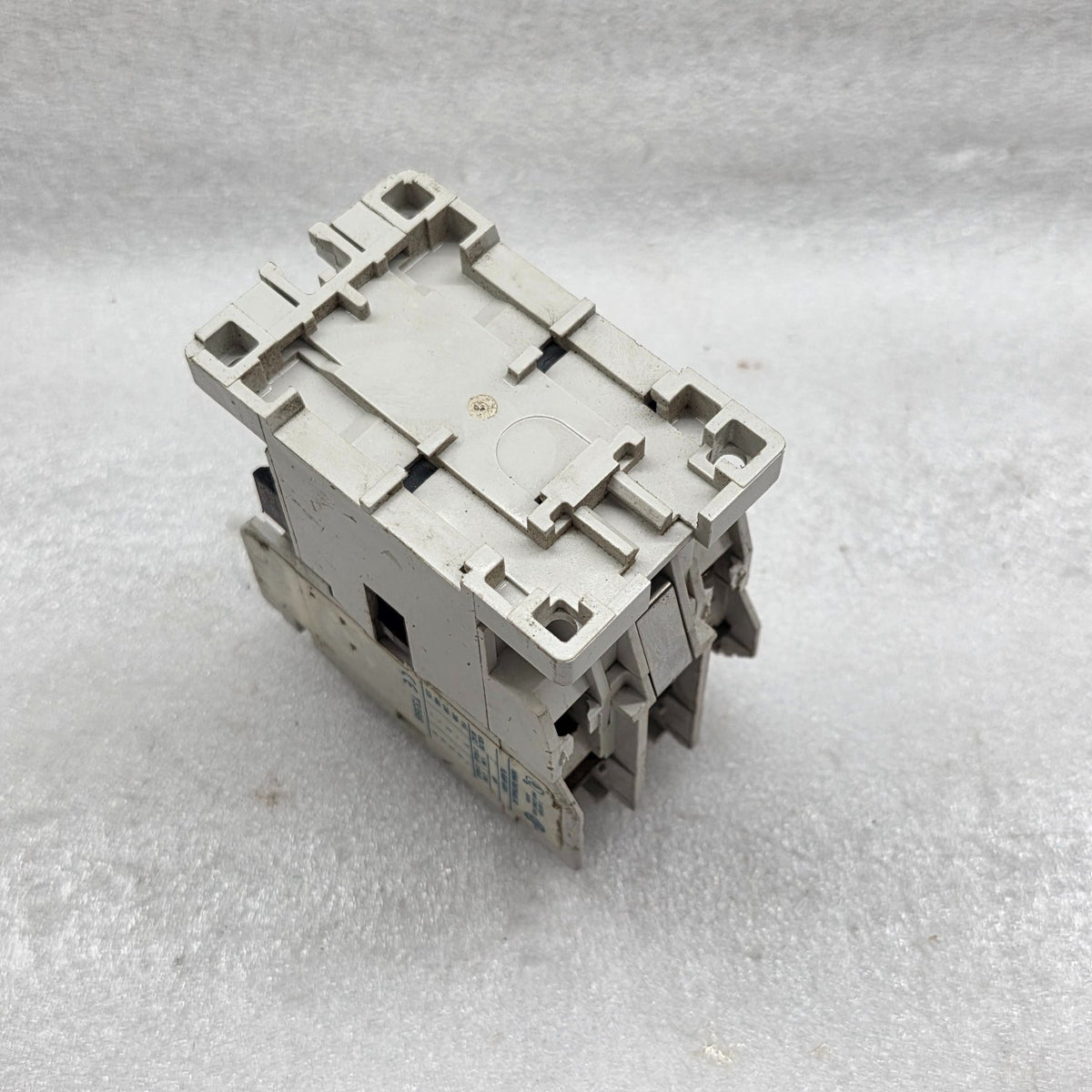 CUTLER HAMMER AN16BN0 MAGNETIC CONTACTOR 18A 110-120V