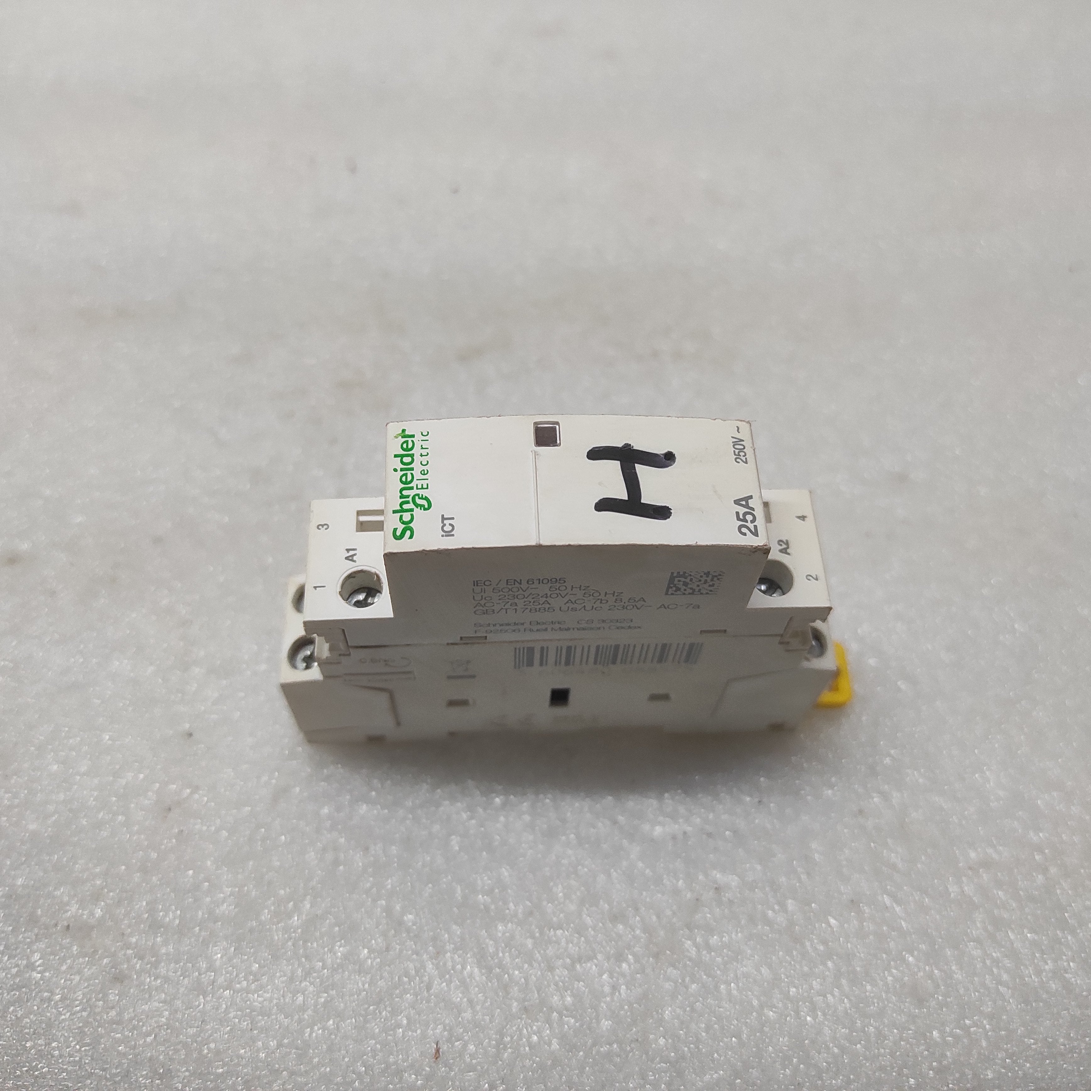 SE CS 30323 ICT 25A 220V CONTACTOR
