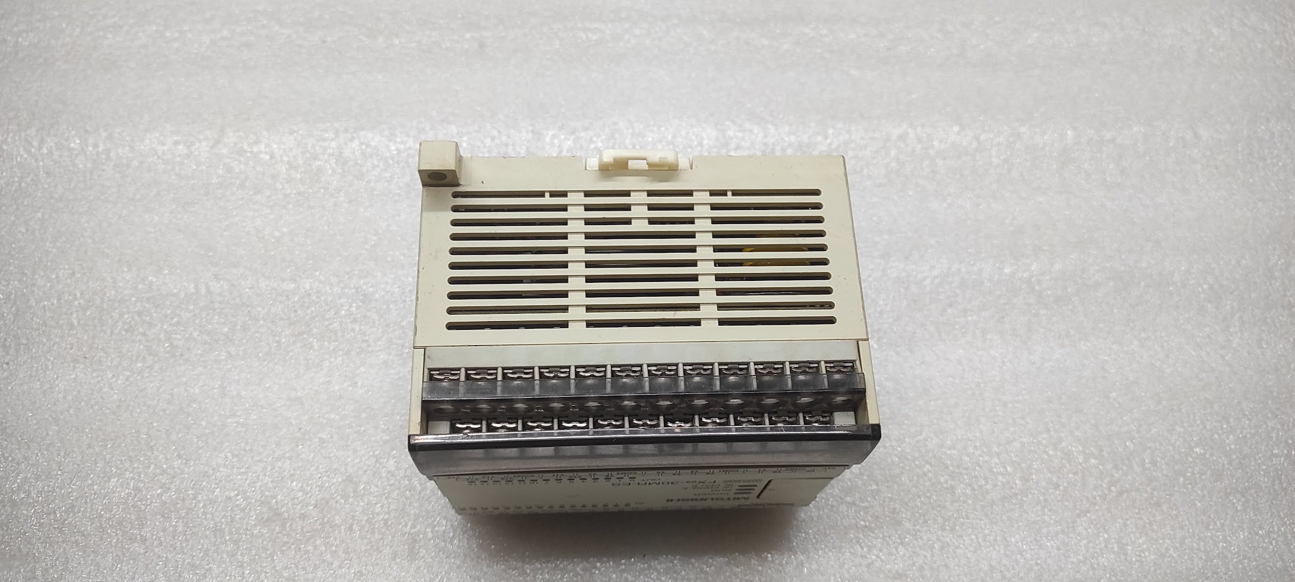 MITSUBISHI FX0S-30MR-ES/UL PROGRAMMABLE CONTROLLER 100-240VAC