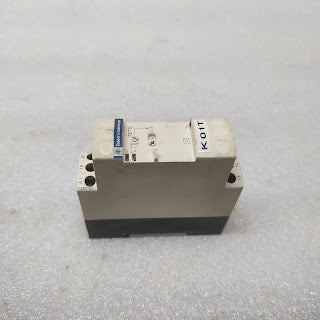 LOT OF 2 X RE7TL11BU ON DELAY TIMING RELAY 0.05S-300H LOT OF 2 UNIT