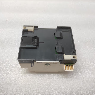 SE ZELIO SR3 XT101BD DISCRETE I/O EXTENSION MODULE 88960221
