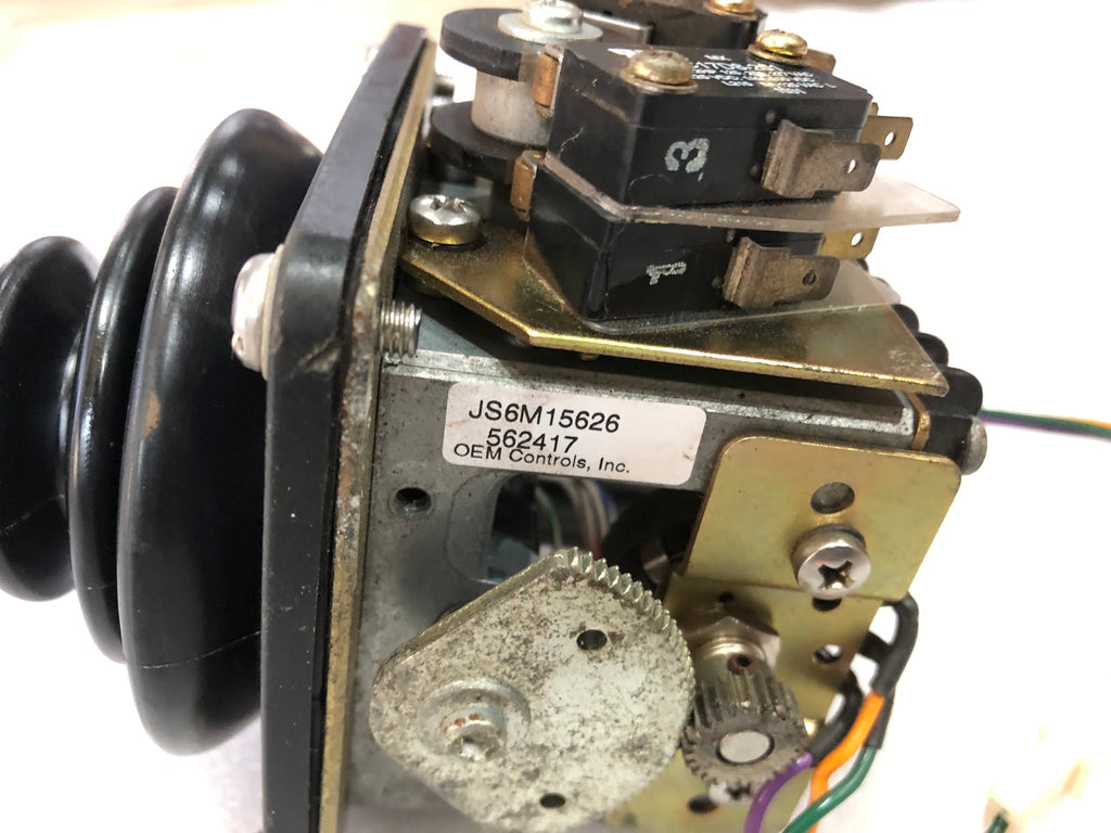 OEM CONTROLS JS6M15626 VARCO 3017249010 ROTARY ACTUATED PUSHBUTTON QAI3049 001