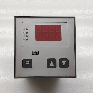 KFM 92200 INDUSTRY CONTROLLER R21507100 100-250V 5A 0-400'C PT100