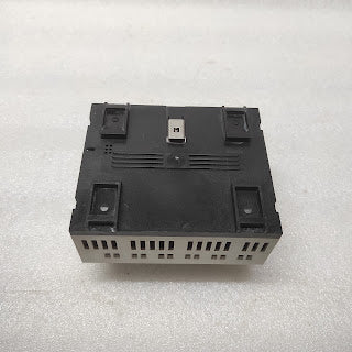 MOELLER EASY 819-DC-RC PROGRAMMABLE RELAY 24VDC