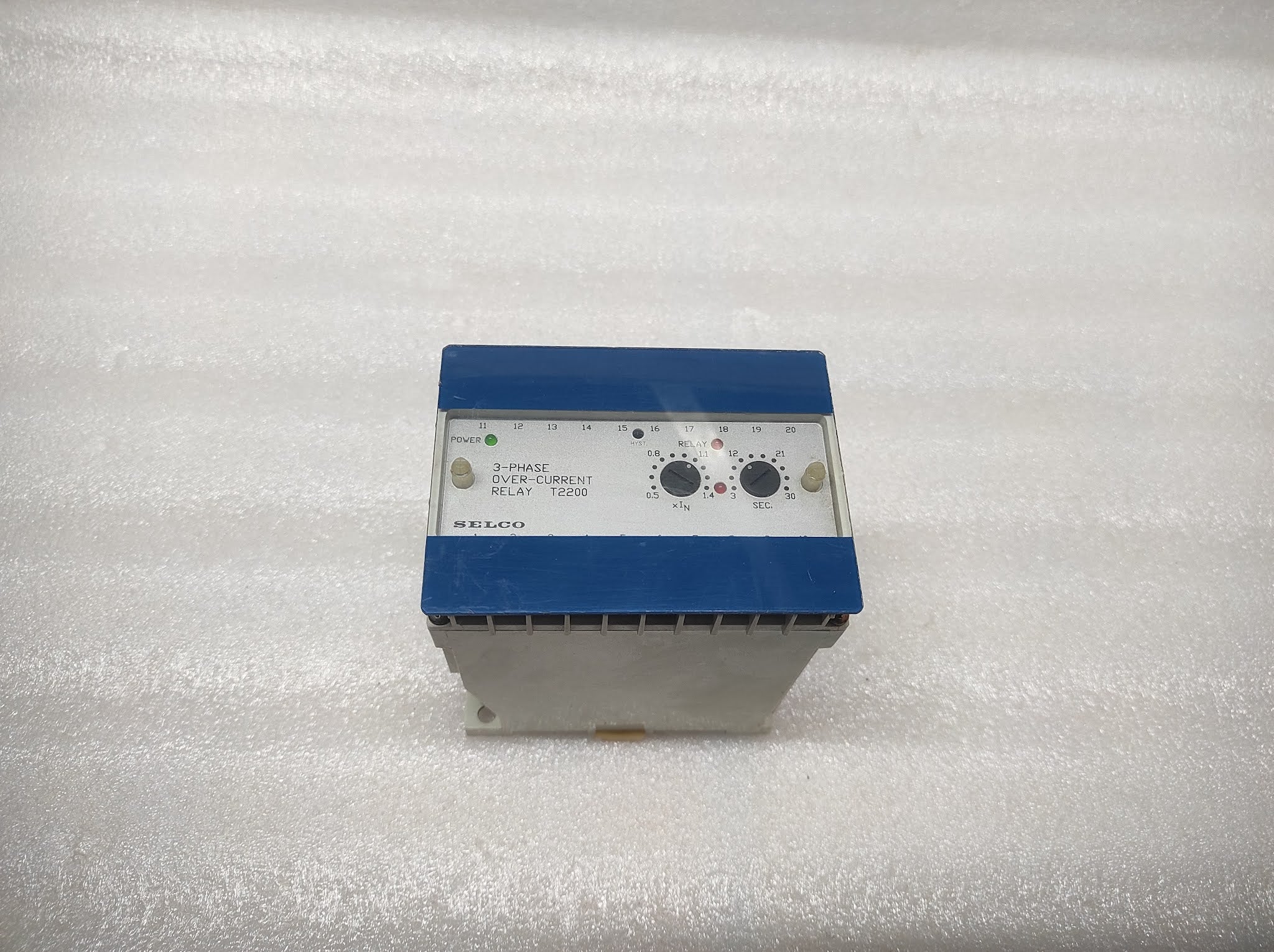 SELCO T2200-18 3-PH OVERCURRENT RELAY 100-110VAC