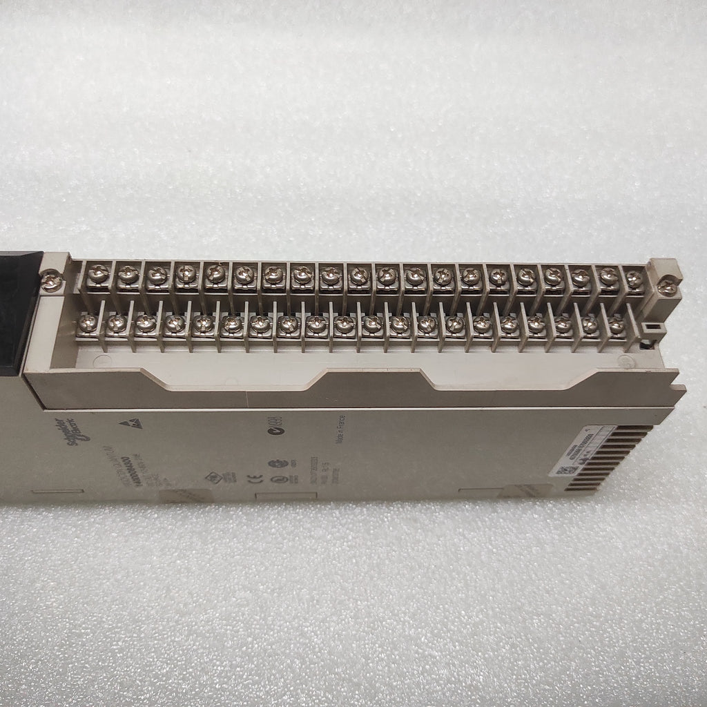 SE 140DDO84300 10-60 VDC OUTPUT MODULE