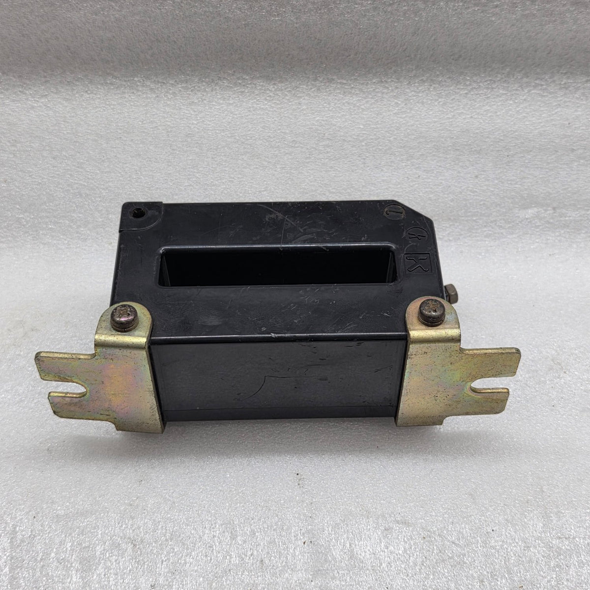 MITSUBISHI CW-40LM CURRENT TRANSFORMER 750/5A