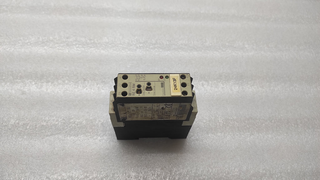 TELEMECANIQUE RE4 RM11BU TIME DELAY  RELAY 09969 110-240V/24V/42-48V  0.05S-300H