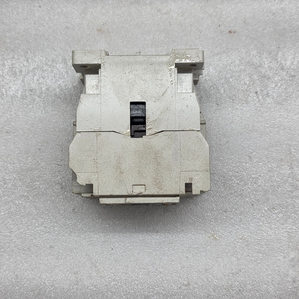 CUTLER HAMMER AN16BN0 MAGNETIC CONTACTOR 18A 110-120V