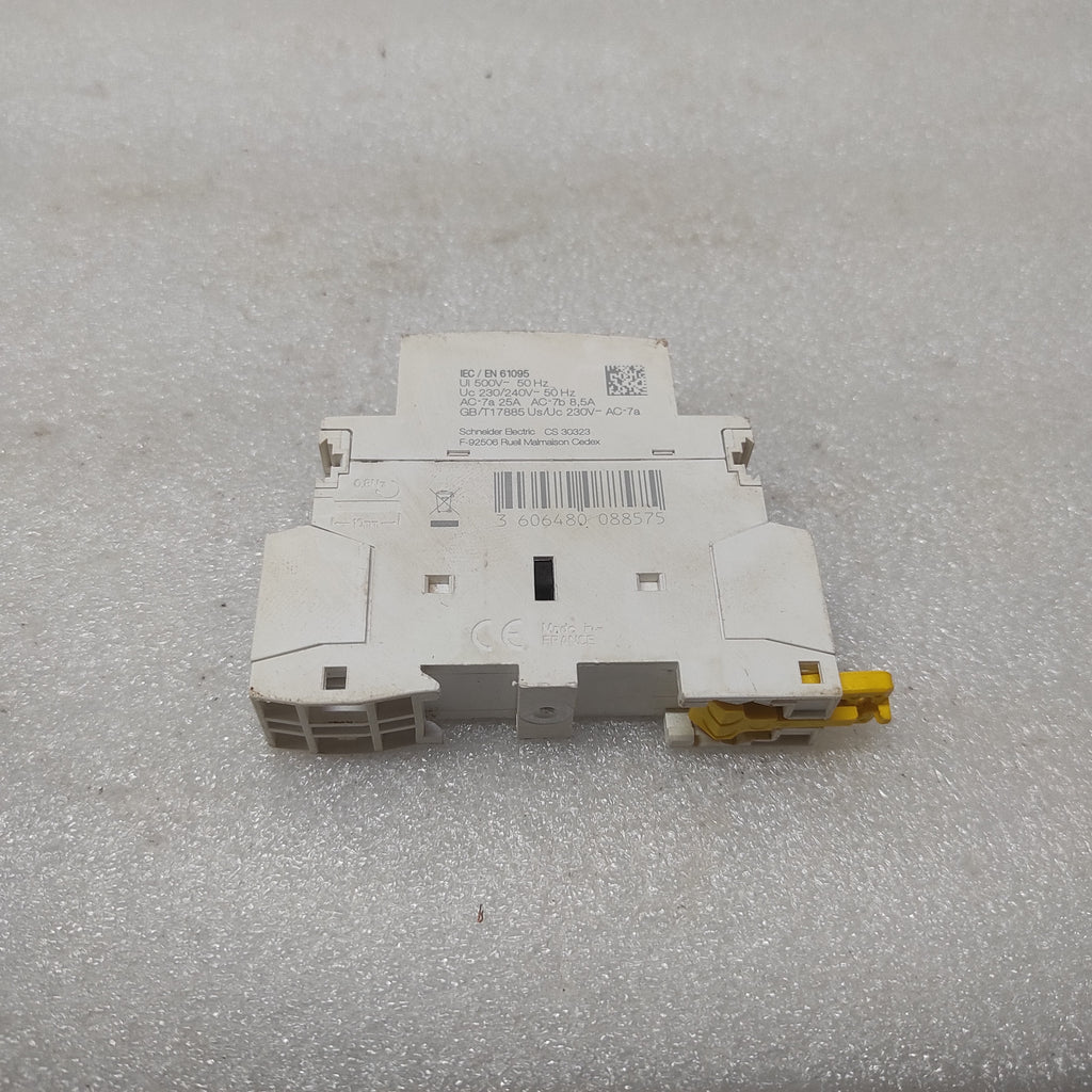 SE CS 30323 ICT 25A 220V CONTACTOR