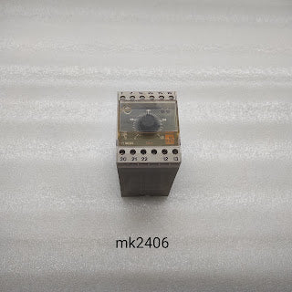 JUMO STBOW-54/10 TEMPERATURE CONTROLLER 97001997 0-400'C 220VAC