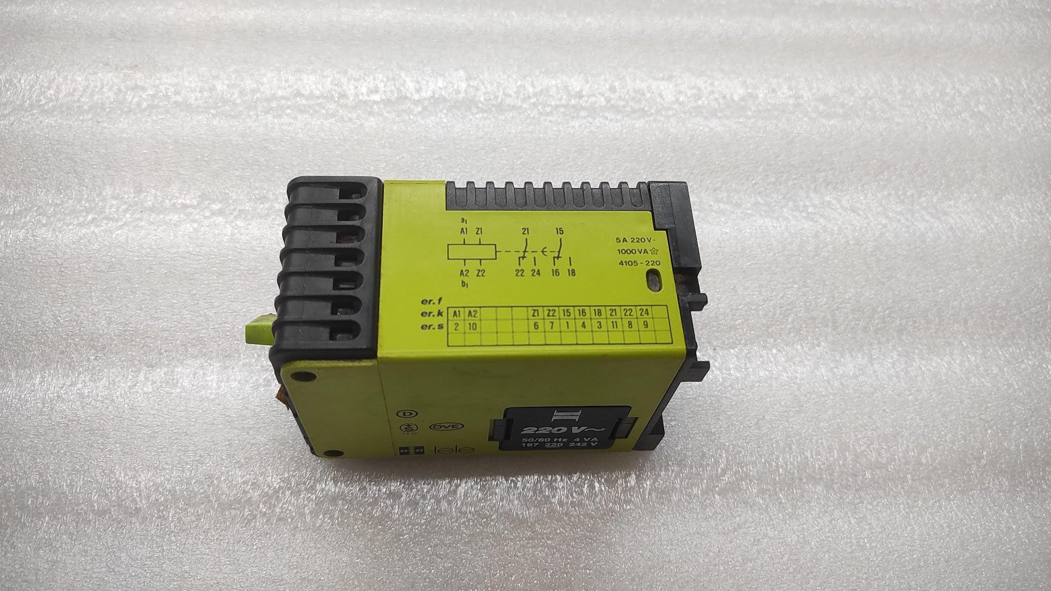 TELE OVE ER.K TIME RELAY 220V 0-30 SEC