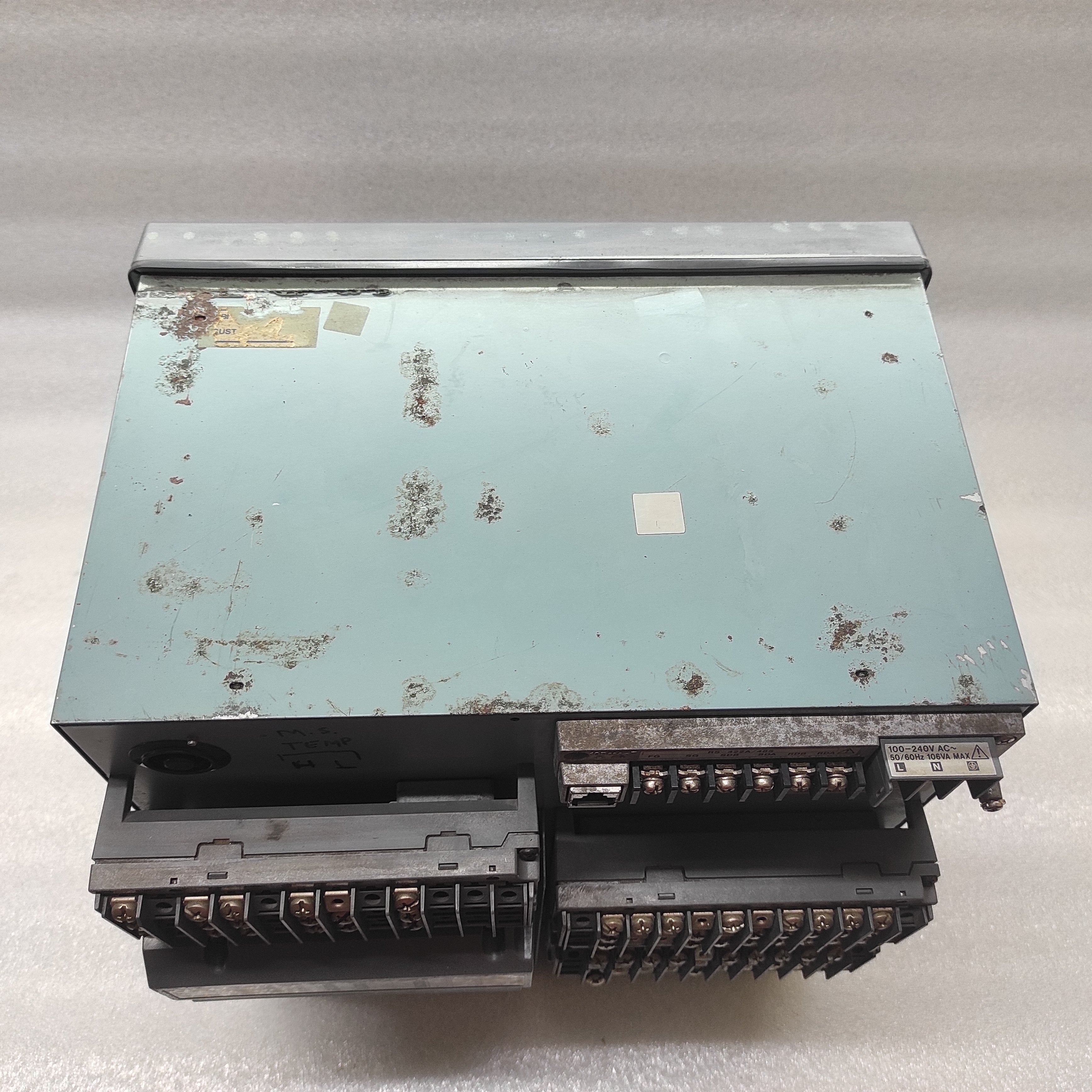YOKOGAWA DX220-1-2 DAQ STATION DX200-S60-302 100-240VAC