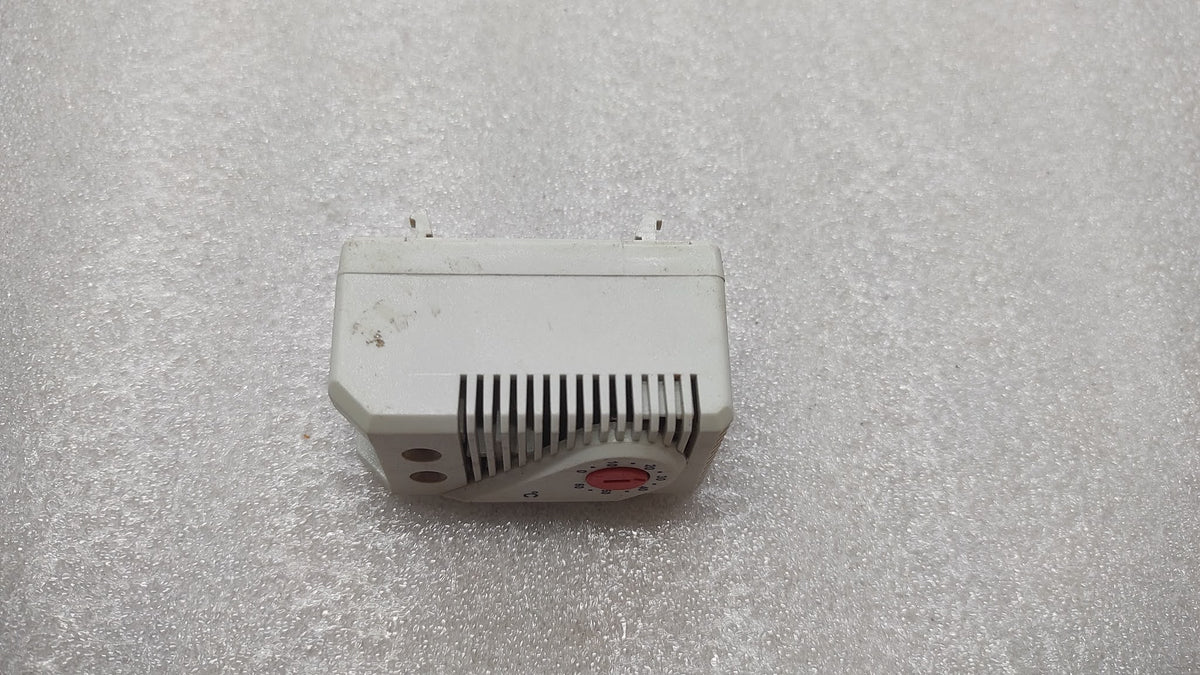 SIEMENS 8MR 2170-1BA THERMOSTAT 250VAC 10A