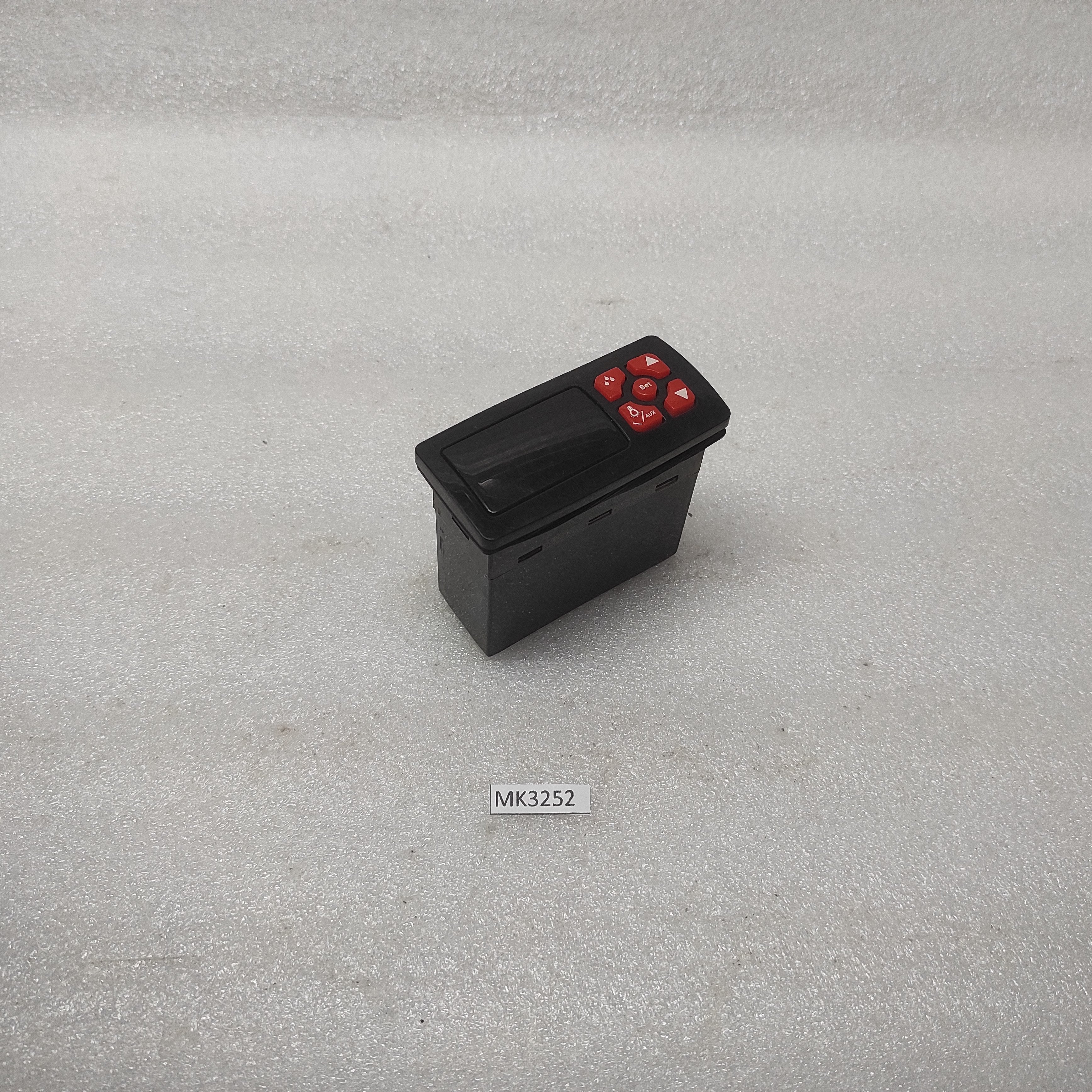 LOVE CONTROLS TS3-50040 DIGITAL TEMPERATURE SWITCH 24VAC/16-32VDC DWYER