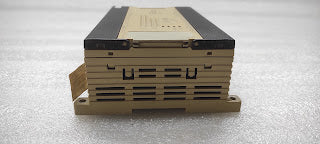 OMRON CPM1A-40CDR-D-V1 PROGRAMMABLE CONTROLLER