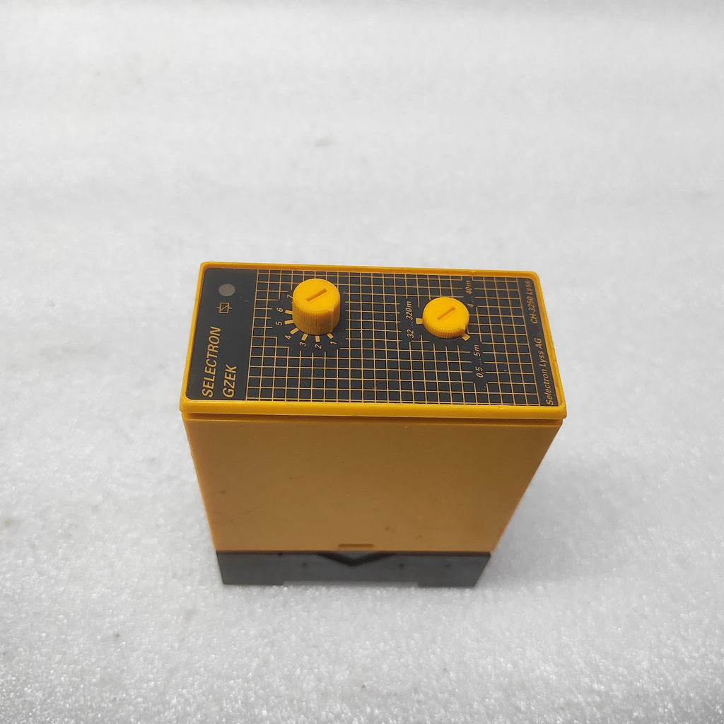 SELECTRON GZEK 21 UNIVERSAL TIMER 220-240V