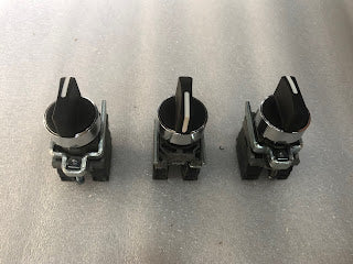 SE  XB4-BD53 SELECTOR SWITCH 38062