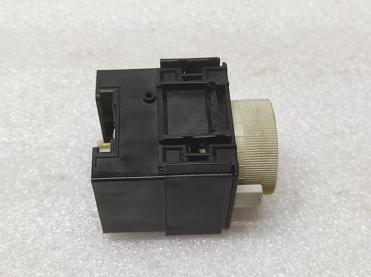 TELEMECANIQUE LA2D22A65 TIME DELAY BLOCK