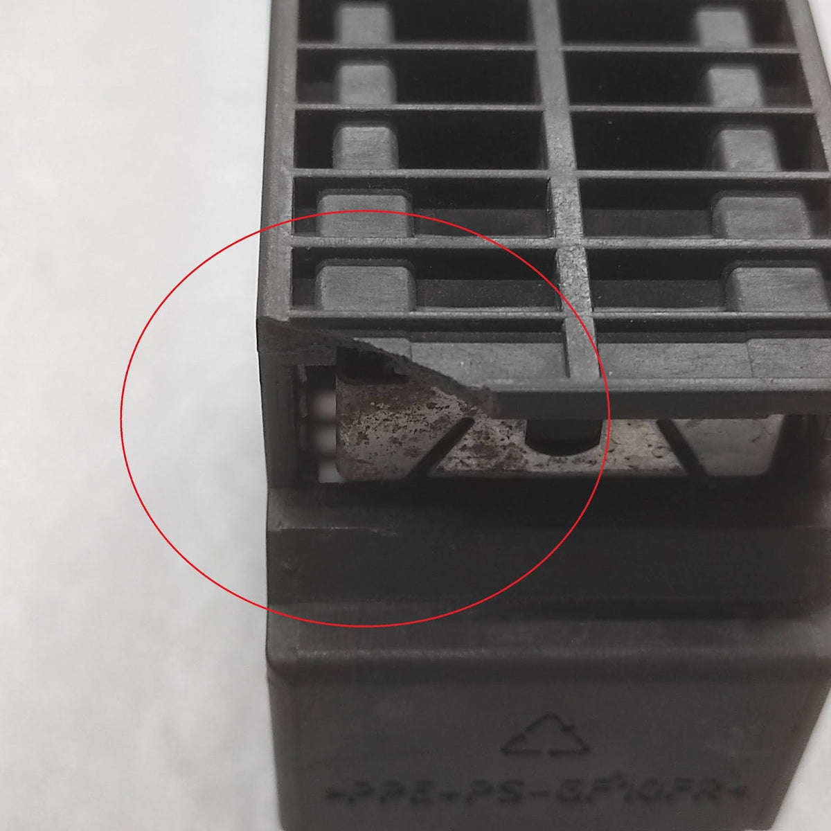SIEMENS 6ES7 322-1HH01-0AA0 OUTPUT MODULE