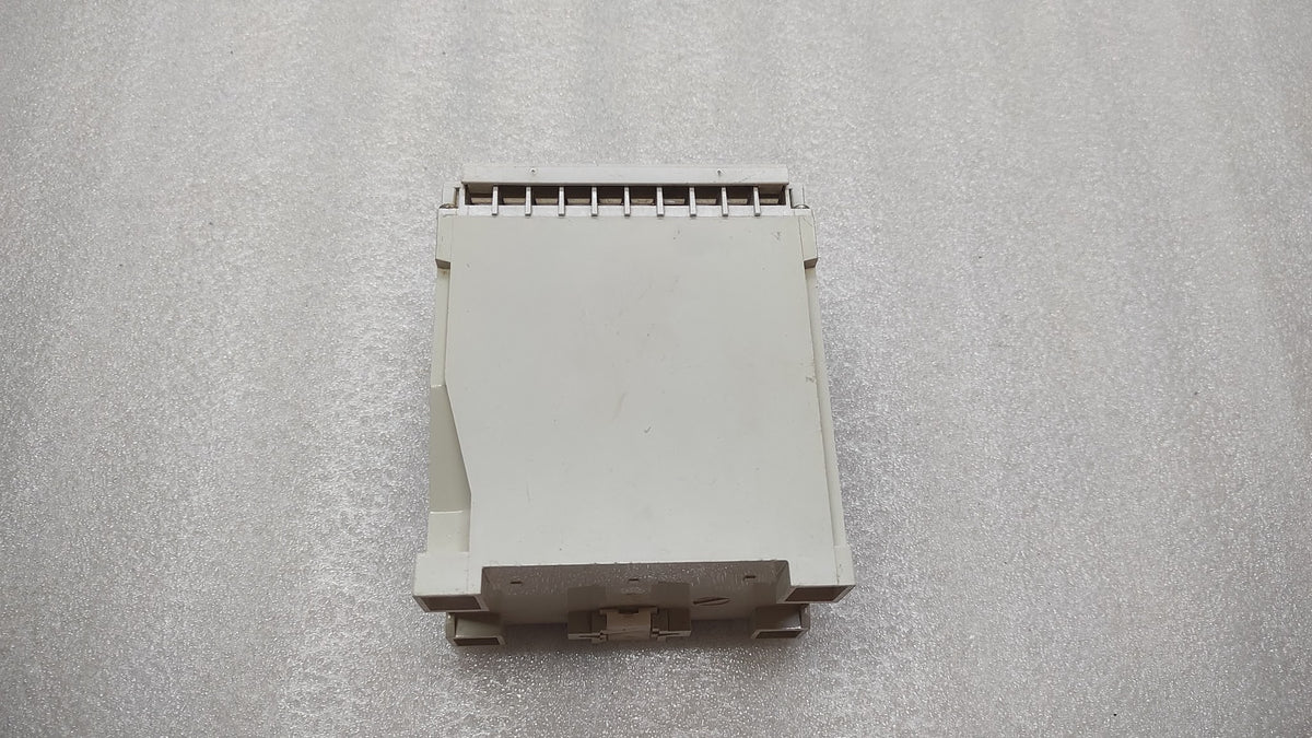 KNICK 8439 A1 DC-ISOLATING AMPLIFIER