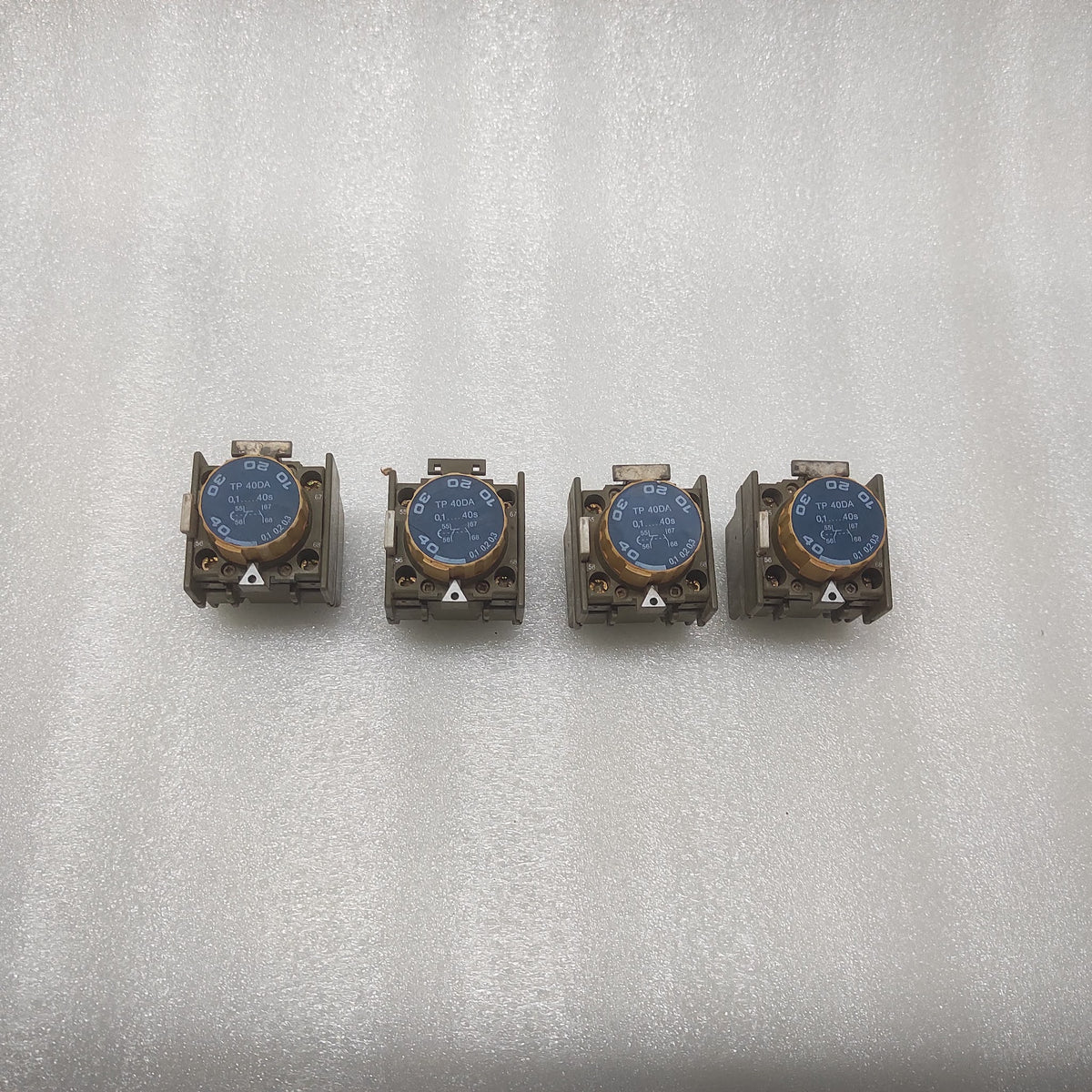 ABB TP40DA CONTACTOR TIMER 0.1-40SEC TP40DA