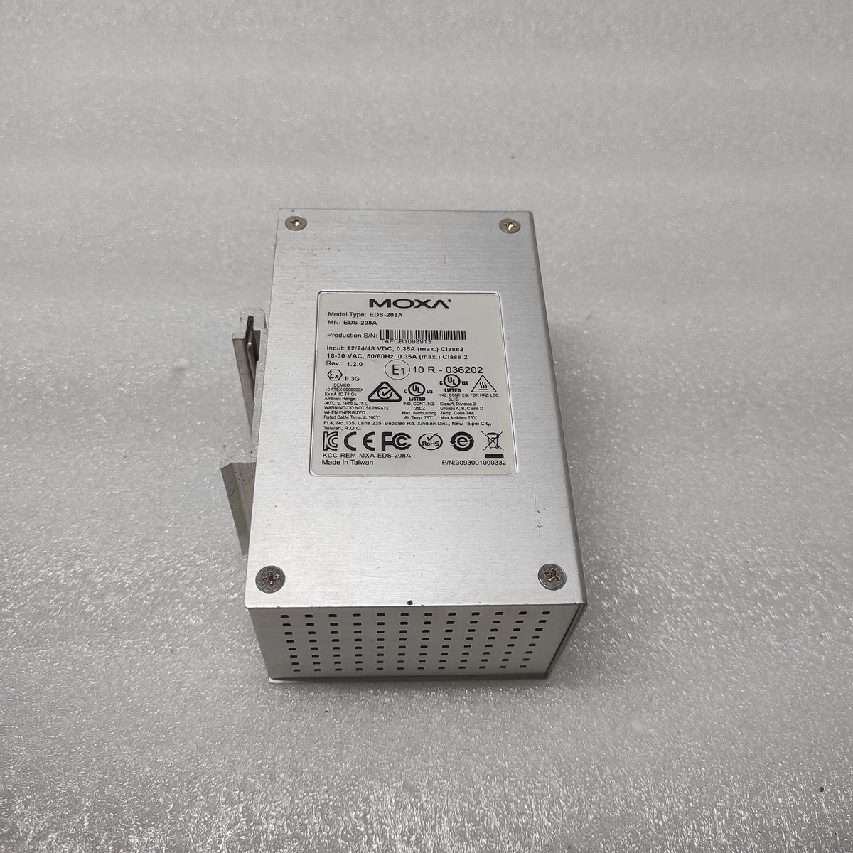 MOXA EDS-208A ETHERNET SWITCH 3093001000332 12/24/48VDC