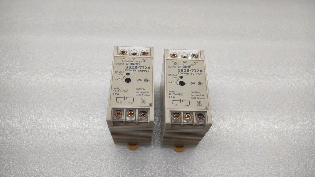 OMRON S82S-7724 DC-DC POWER SUPPLY 24VDC 0.3A