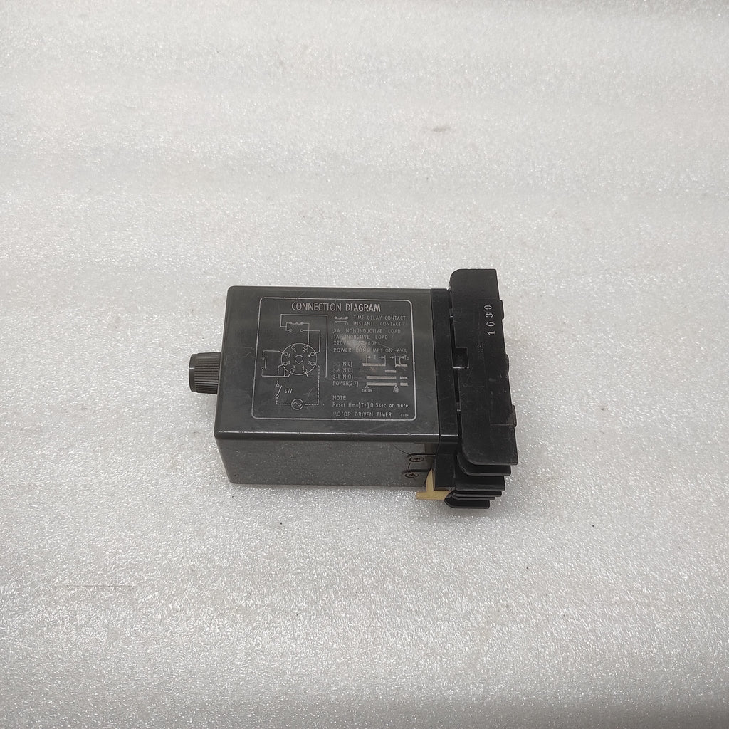 OMRON PE STP-NM SUBMINY TIMER 220VAC 404810