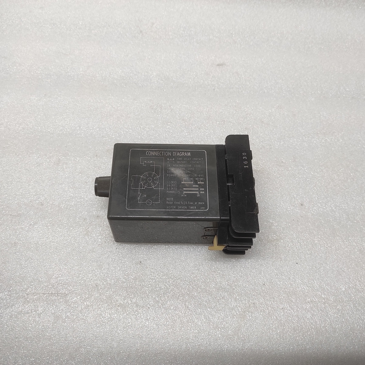 OMRON PE STP-NM SUBMINY TIMER 220VAC 404810