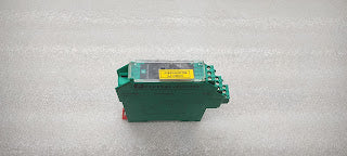 PEPPERL + FUCHS KFD2-EB2.R4A.B REDUNDANT POWER FEED MODULE 189784