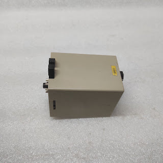 OMRON SDV-FL2 VOLTAGE SENSOR 24VDC
